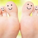 Come eliminare la puzza dei piedi ed evitare la sudorazione: consigli utili