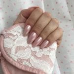 Granny nail: il trend unghie per tutte